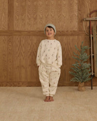 Rylee + Cru Relaxed Sweatshirt & Jogger Sweatpant Set in skiers - item - alternate view