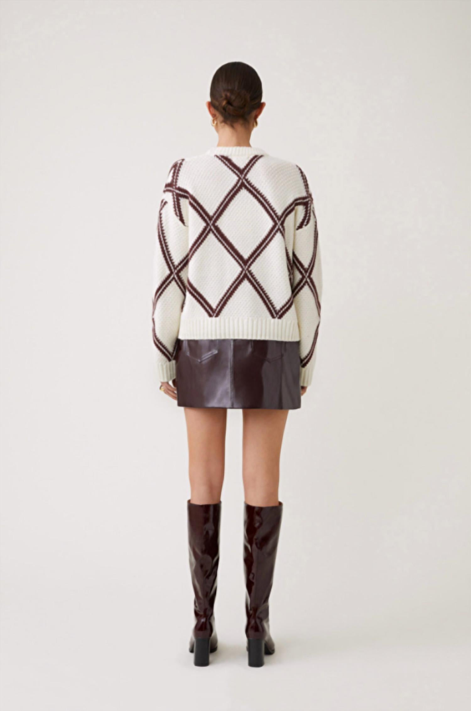 Suncoo - Precha Diamond Pattern Sweater