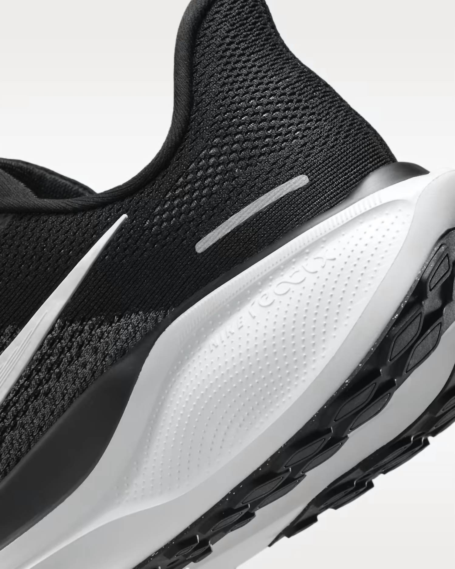 Nike - Men's Pegasus 41 Road Running Shoes