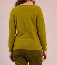 Molly Bracken - V-neck Cozy Knitted Sweater
