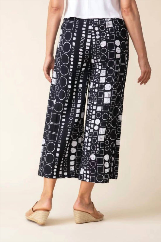 Habitat - Express Travel Circle Crop Pants