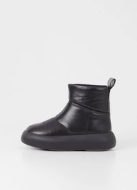 Vagabond Shoemakers Women's Aylin Boots in black - women's shoe