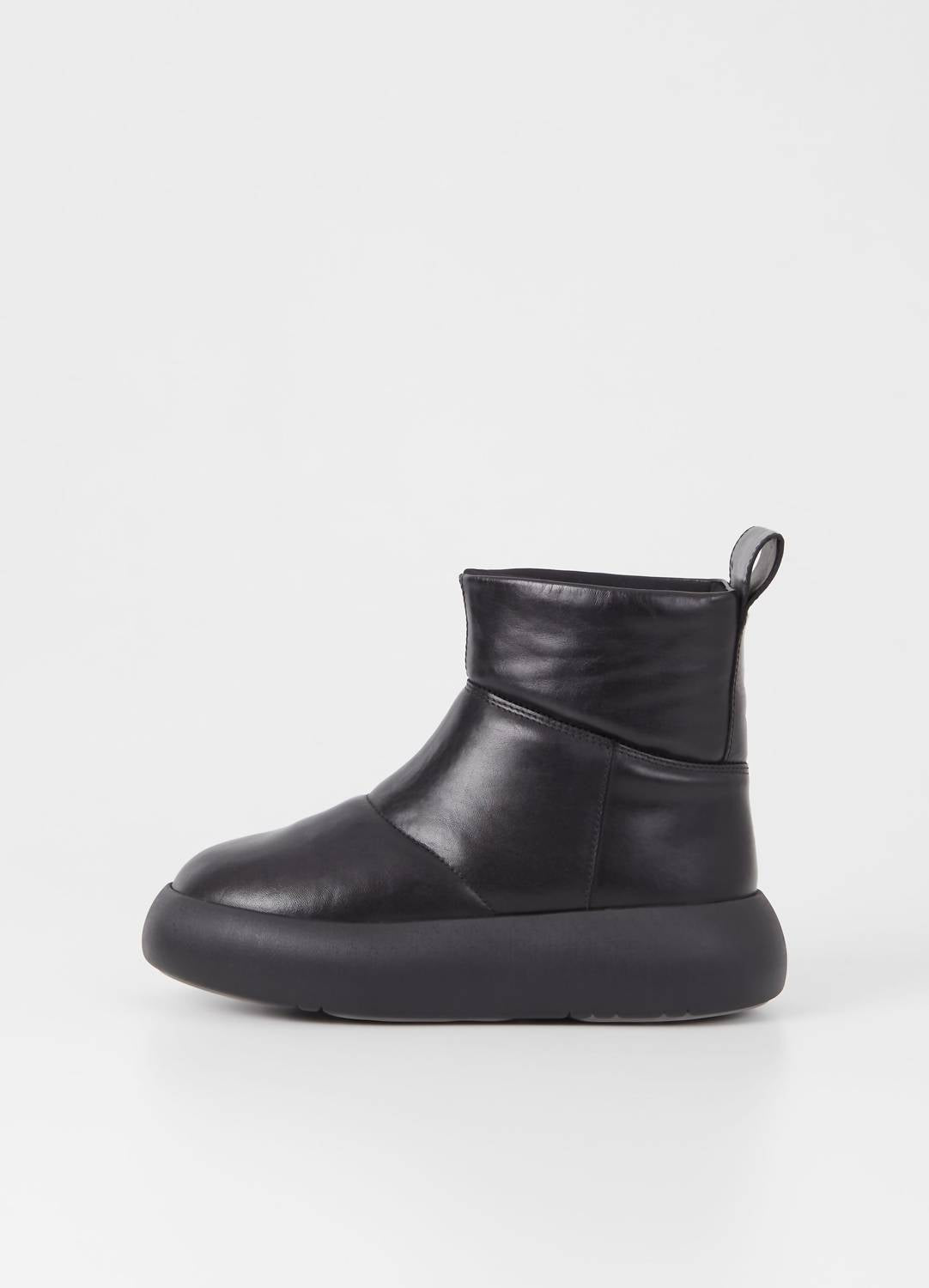 Vagabond Shoemakers Women's Aylin Boots in black - women's shoe