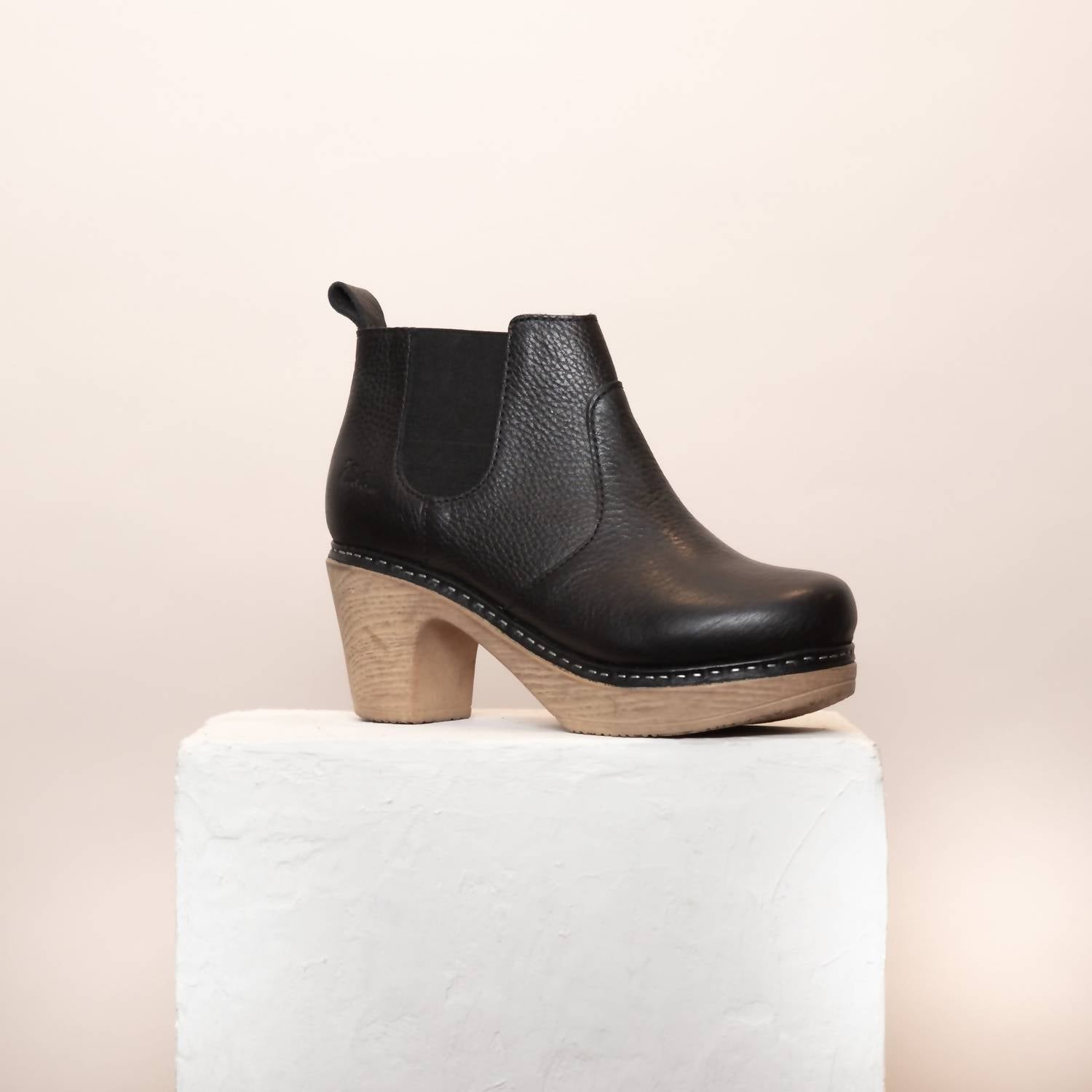 Calou - Women's Doris Clog Boot
