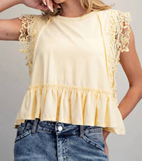 Ee:Some - Side Lace Trim Ruffle Hem Top