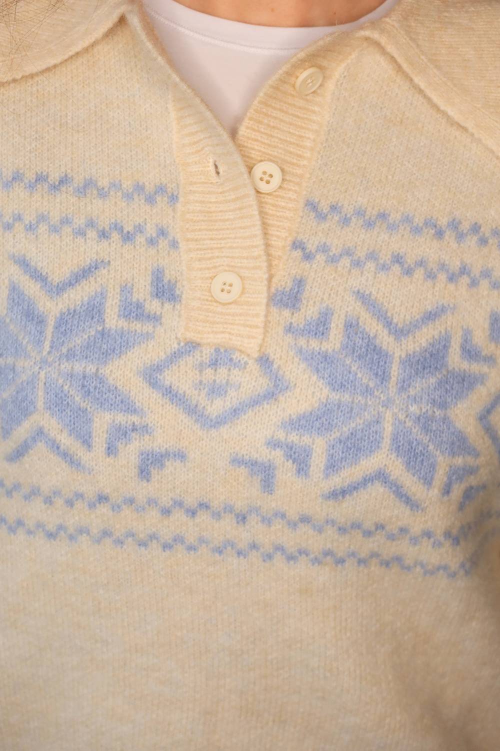 Le Lis - Noelle Snowflake Pattern Sweater