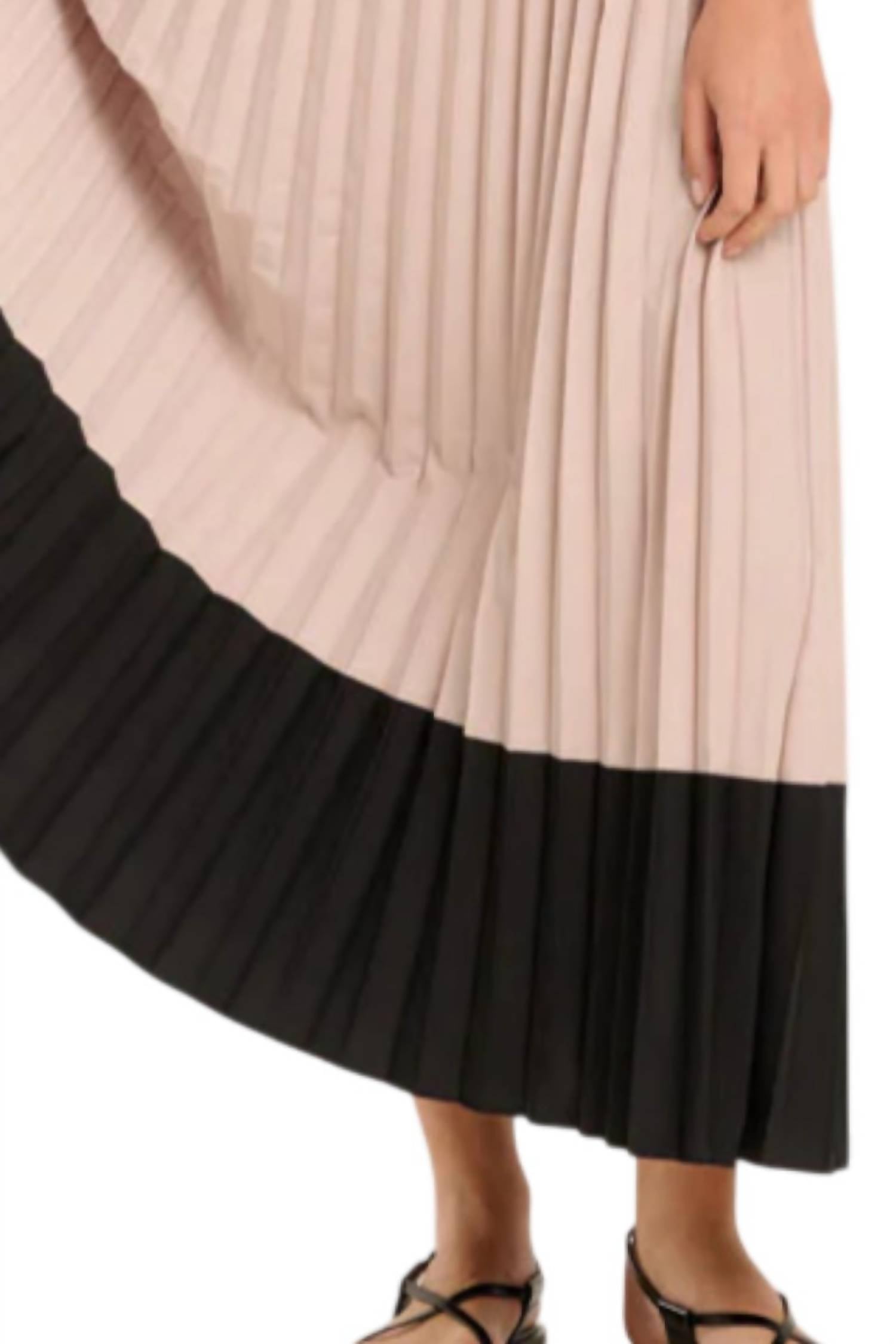B-Yu - Sabbia Pleated Maxi Dress
