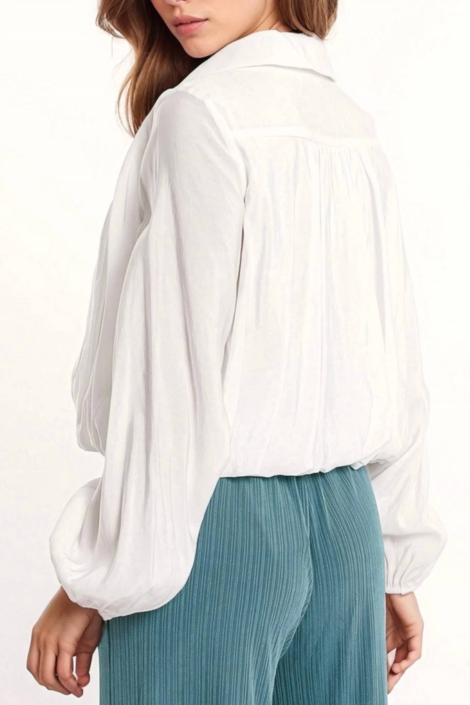 Q2 - Tencel Silk Blouse With Balloon Sleeves