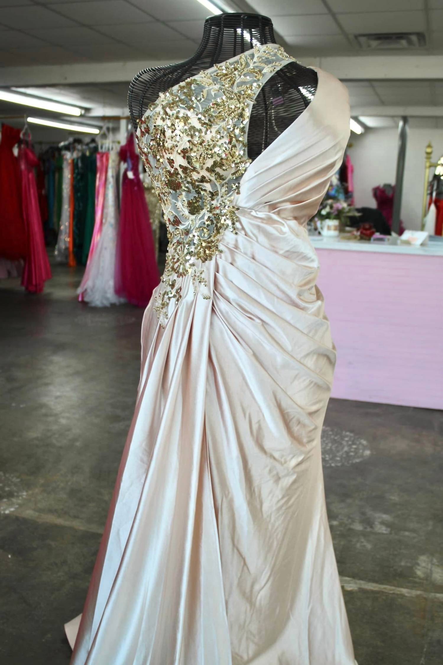 Juliet - Women's Showpiece Dress