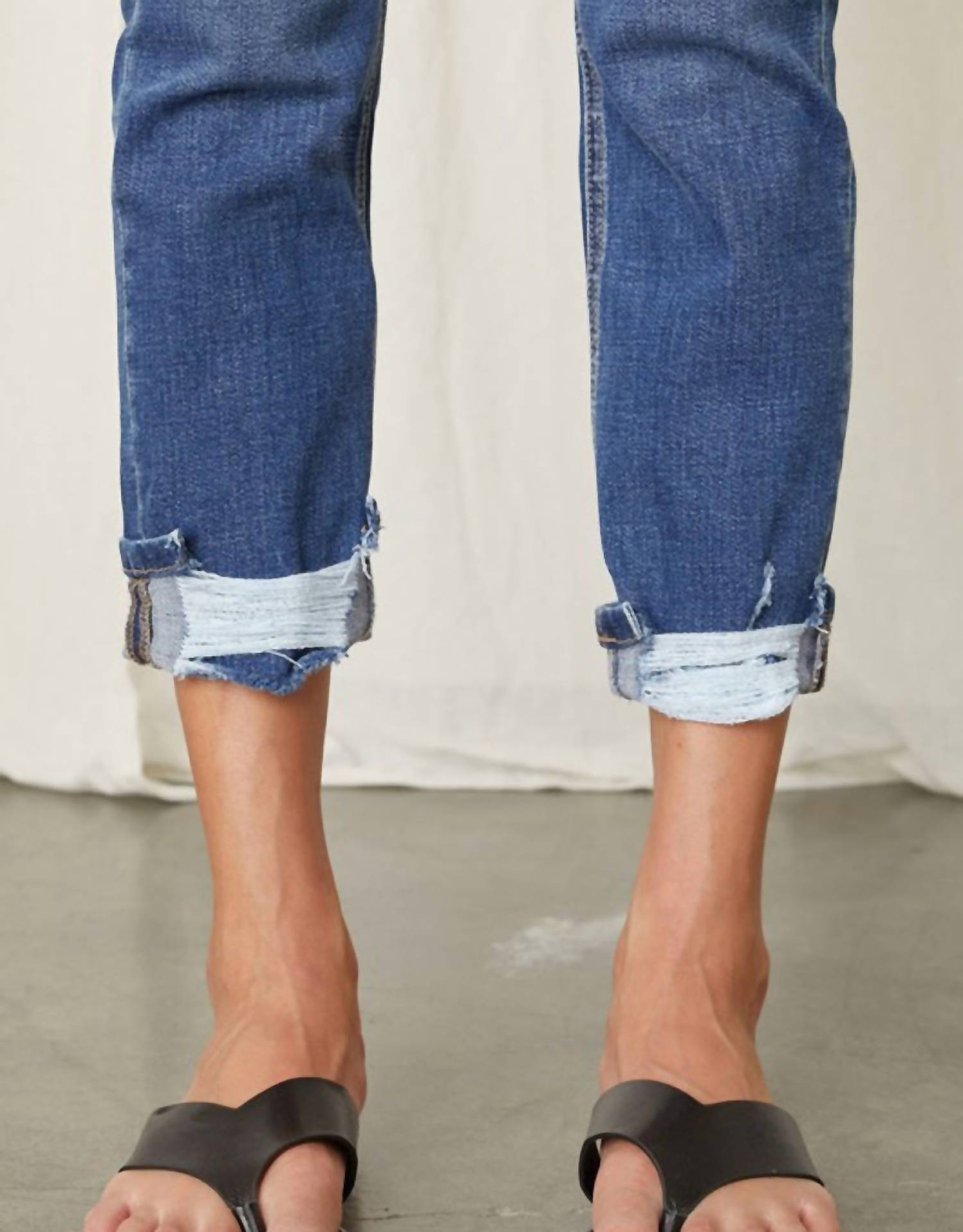 Kancan - Cane Mid Rise Slim Straight Leg Jeans