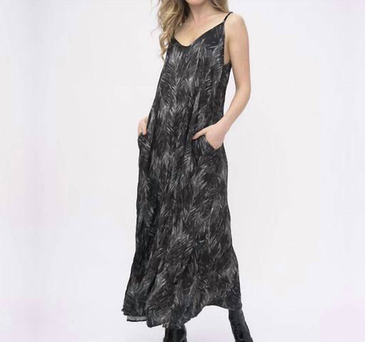 Ruffle Leaf Print Maxi Dress