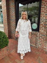 Tcec - Daisy Lace Scalloped Hem Top And Midi Skirt Set