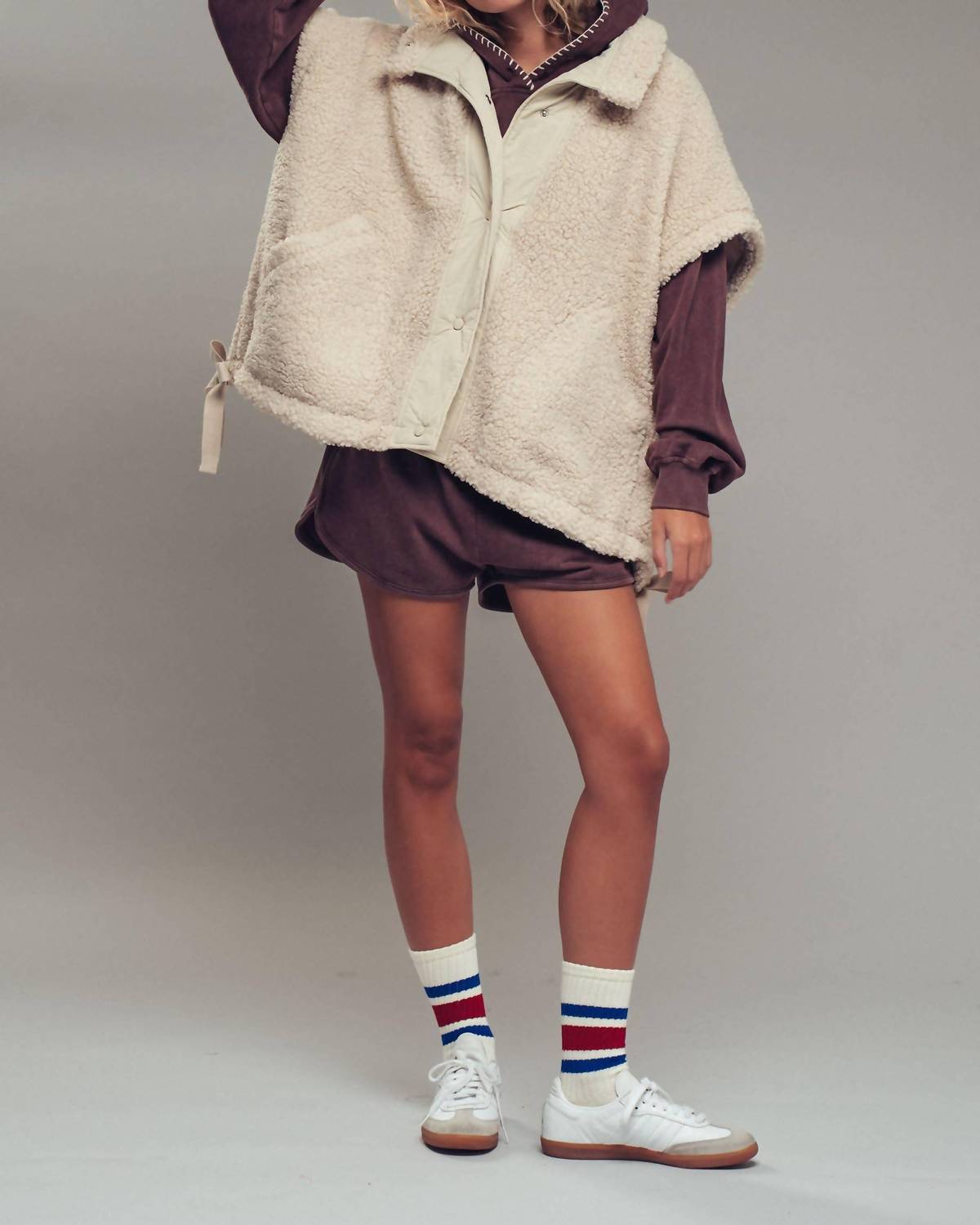 Urban Daizy - Women's Oversized Sherpa Fleece Boho Western Layering Vest