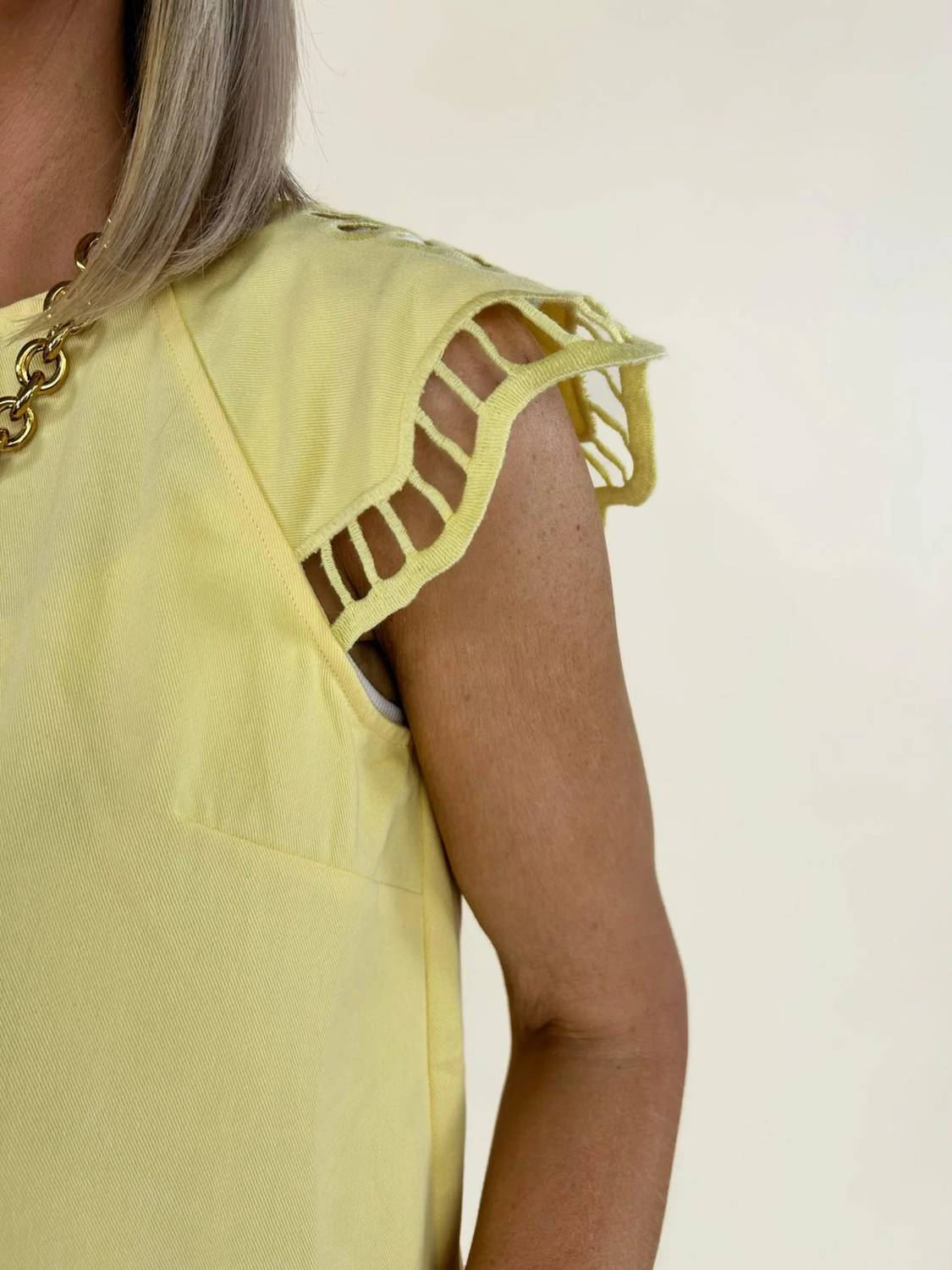 &Merci - Zuri Embroidered Cut-Out Sleeve Top