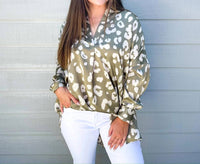 Ee:Some - Spotted V-neck Blouse