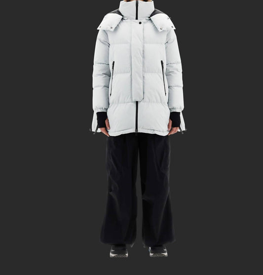 Laminar oversized coat