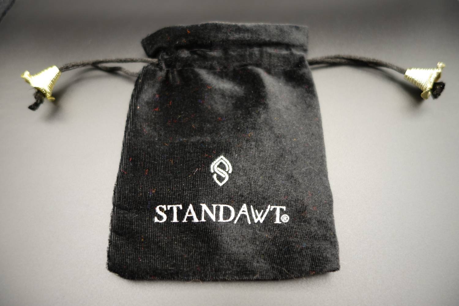 Standawt - Women's Tiger Sunglasses Chain