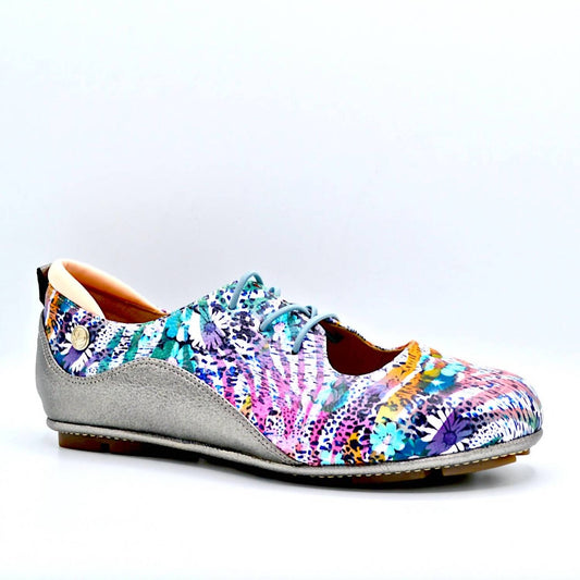 Chelsea Jones - Women's Vibe Slip-on Flat Shoes
