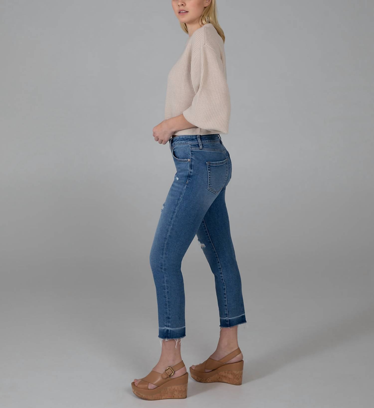 Carter Girlfriend Distressed Capri