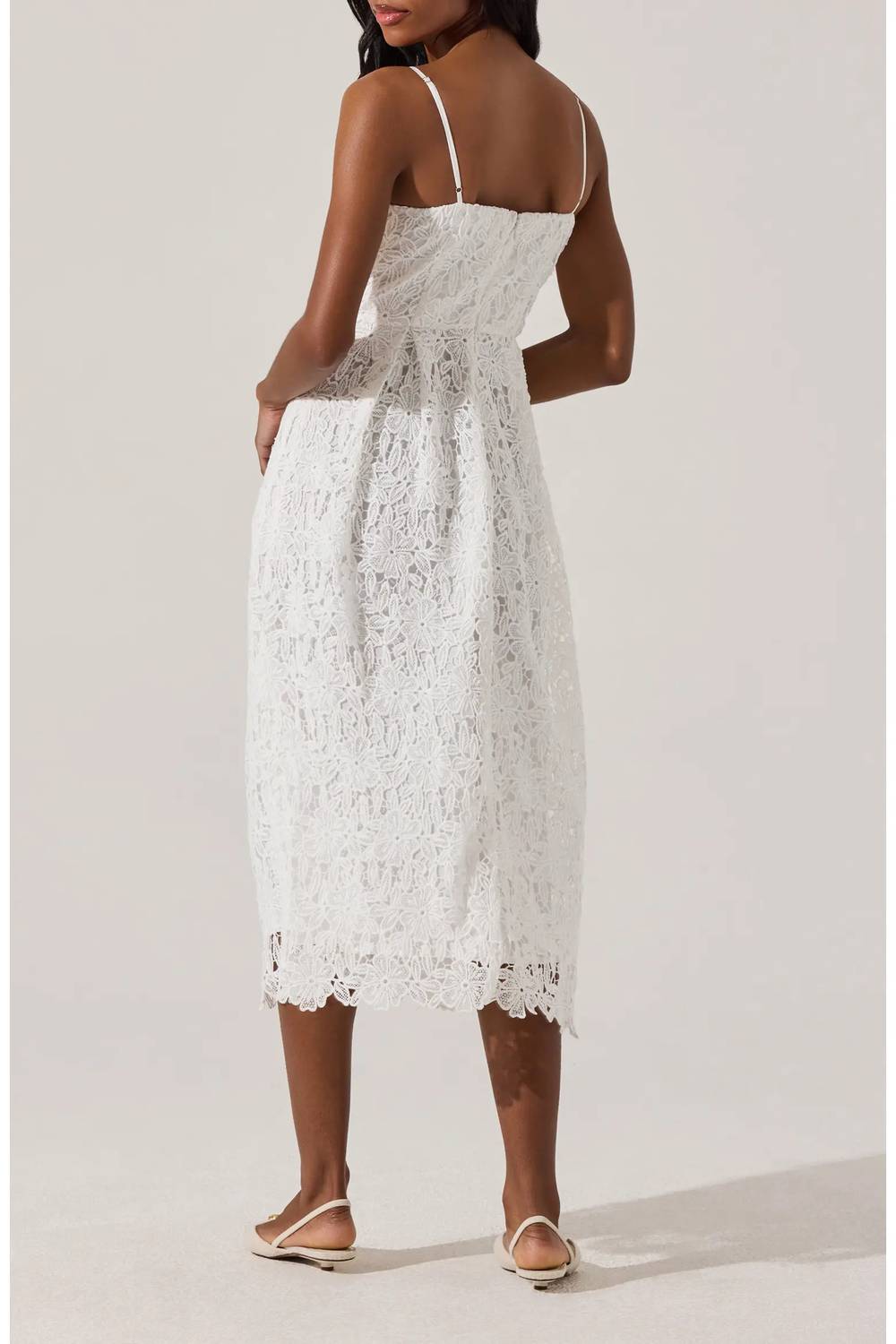 Astr - Floral Lace Dress