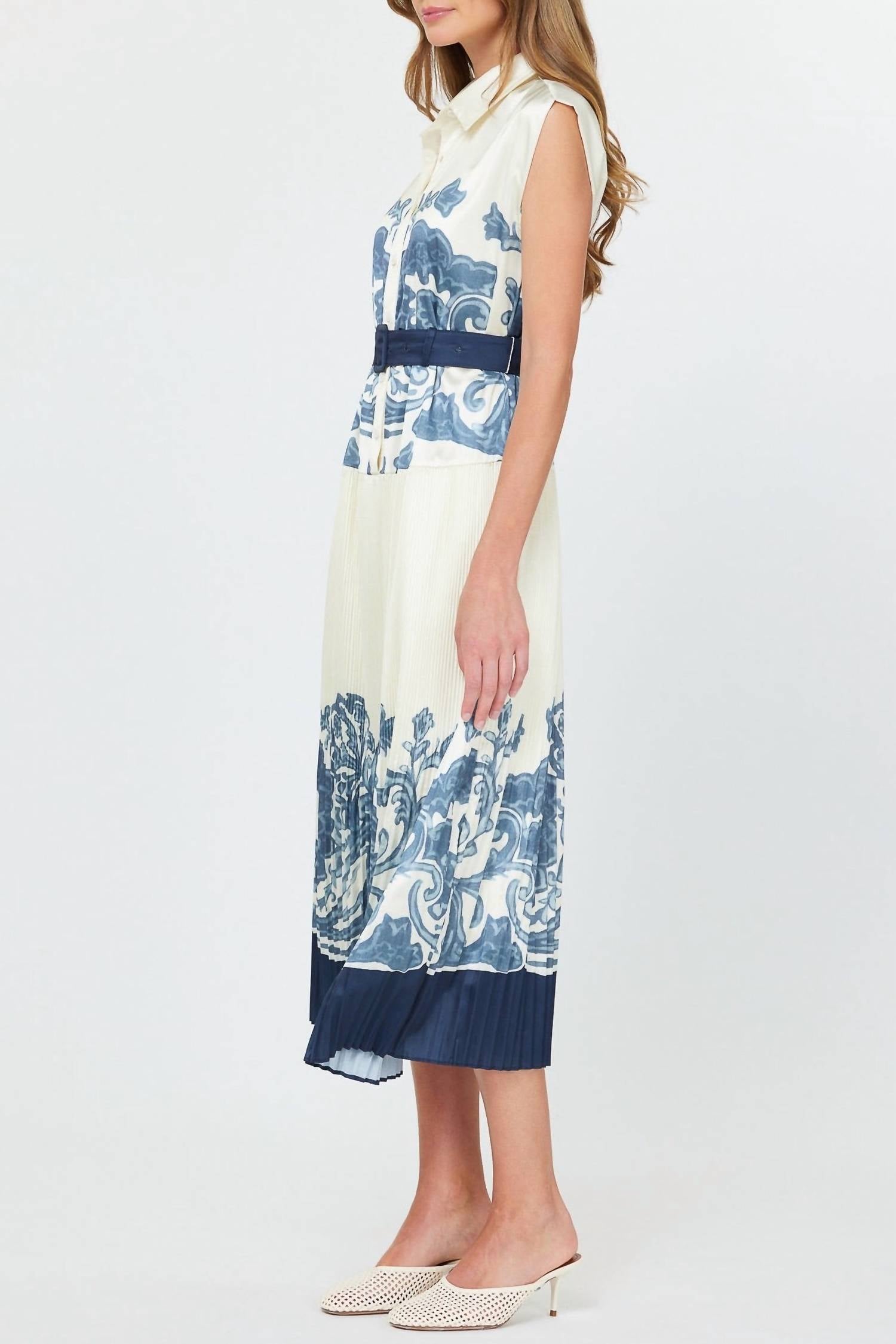 Current Air - The Riyanna Pleated Dress