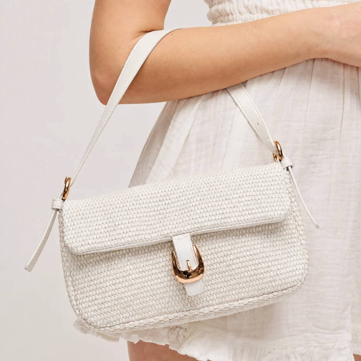 Urban Expressions - Women's Gloria Straw Crossbody Bag