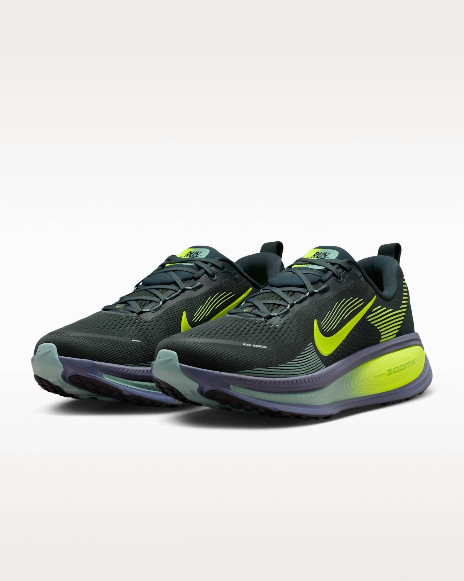 Nike - Men's Vomero 18 Road Running Shoes