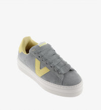 Victoria - Women's Barcelona Platform Shoes