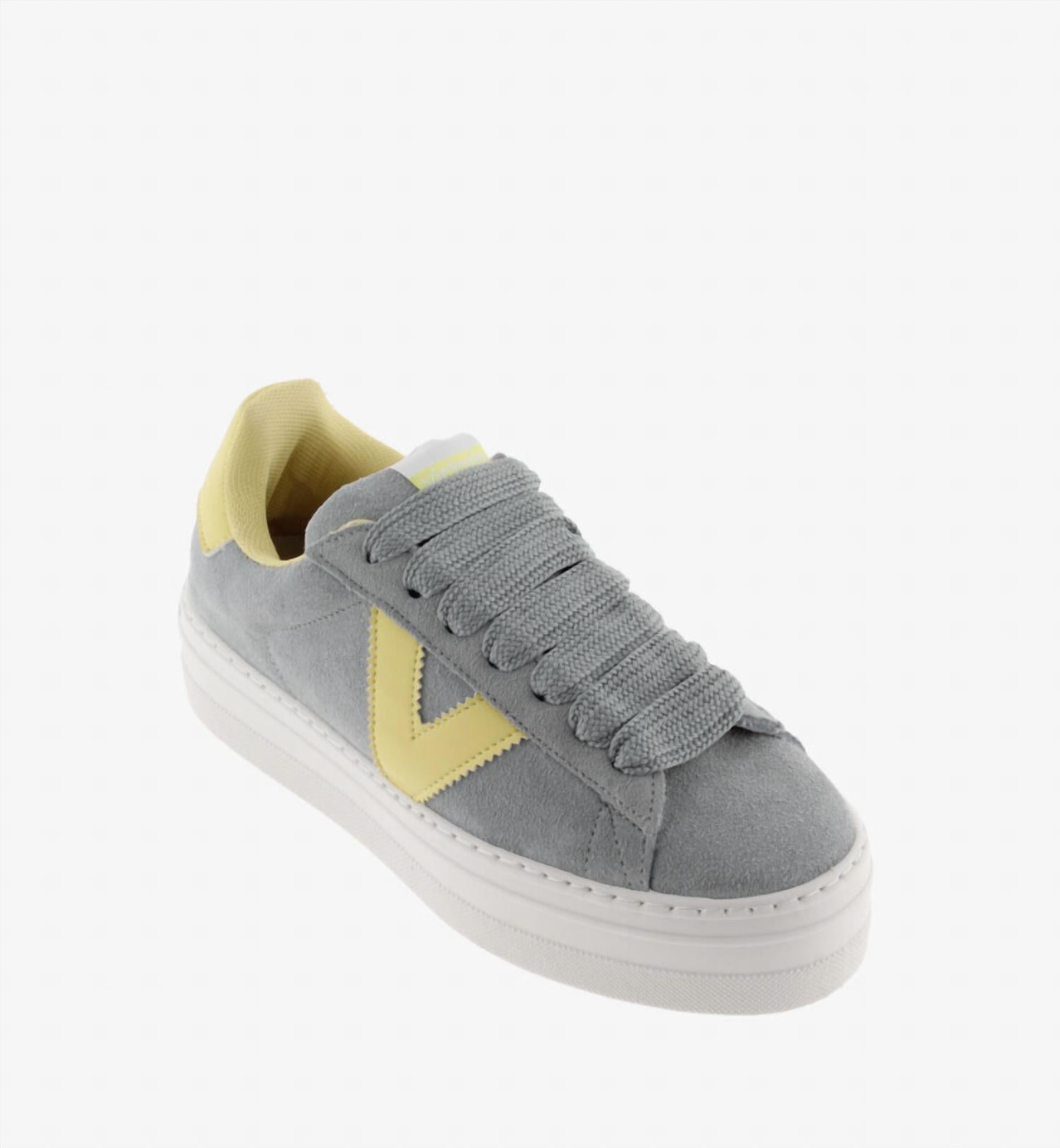 Victoria - Women's Barcelona Platform Shoes