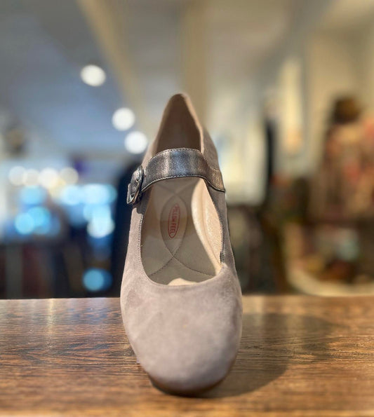 Amalfi By Rangoni - VOGHER HIDDEN SLIVER WEDGE SH0ES - MEDIUM WIDTH