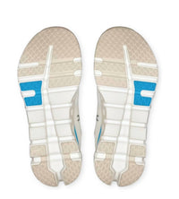 On - Women's Cloudrunner 2 Running Shoe