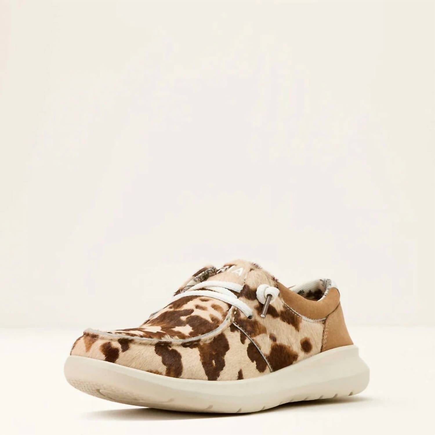 ARIAT Women's Hilo Brindle Hair-on Casual Shoe in tan white - women's sneaker - detail view