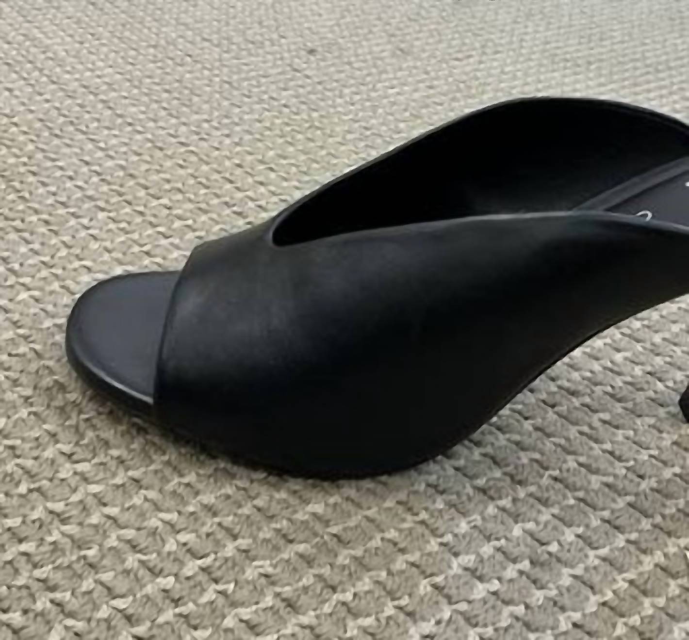 Carrano - Women's Melanya Heels