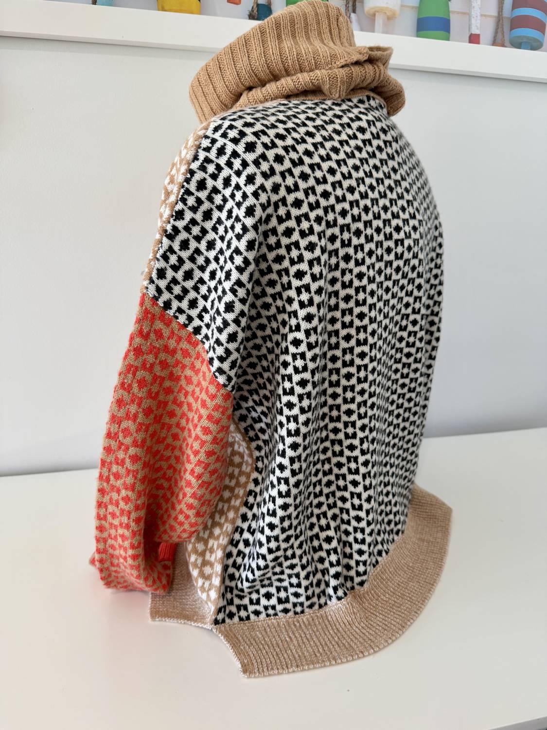 Zaket & Plover - Women's Fairisle Snood Sweater
