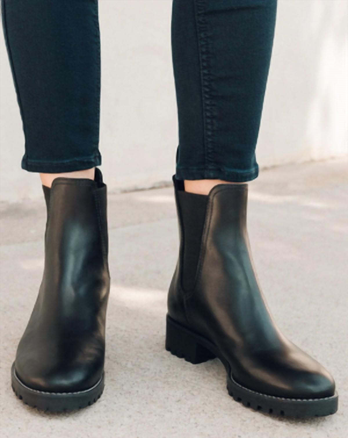 Soludos Women's Greenpoint CHELSEA Boot in black leather - women's shoe