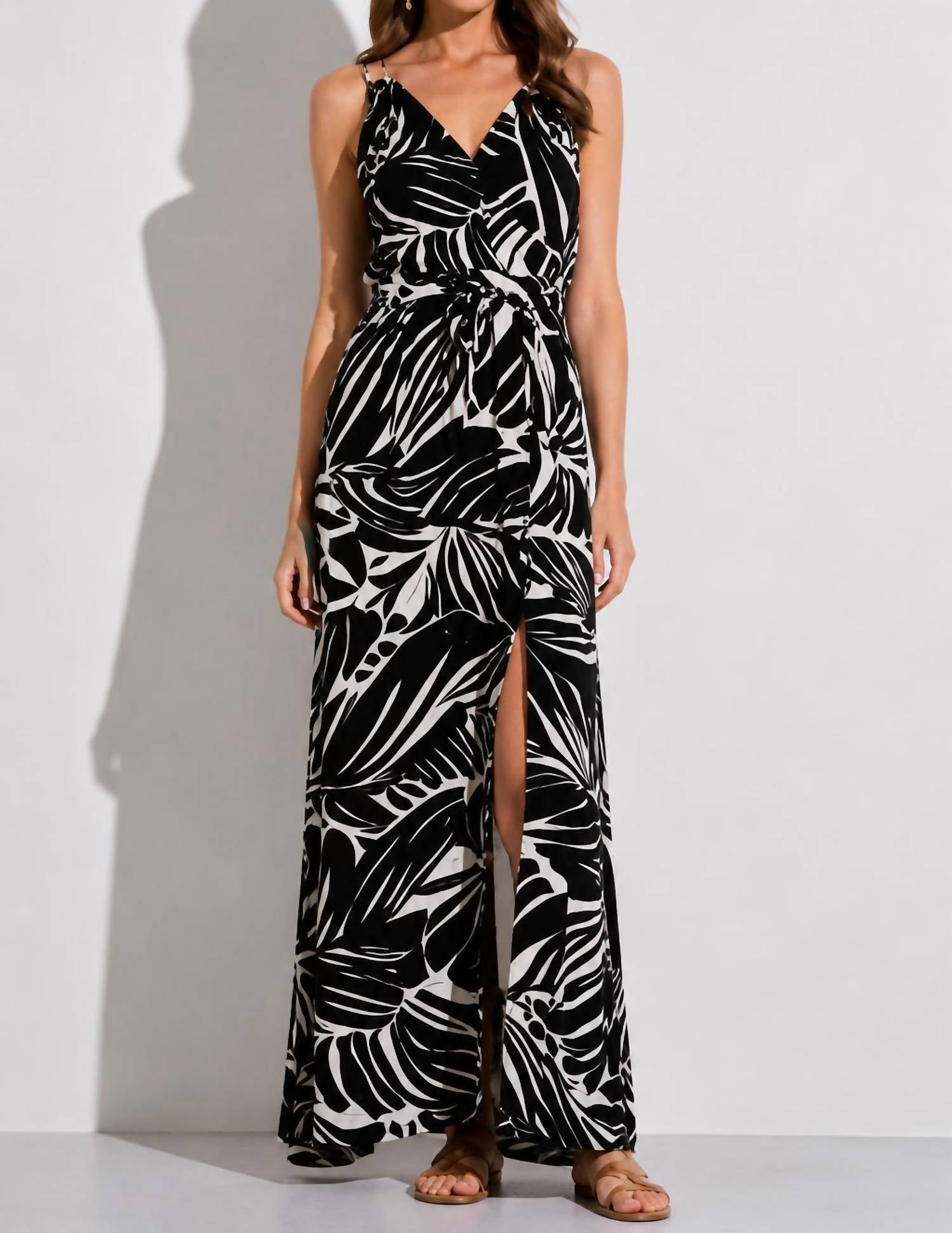 Elan - Sleeveless Maxi Dress