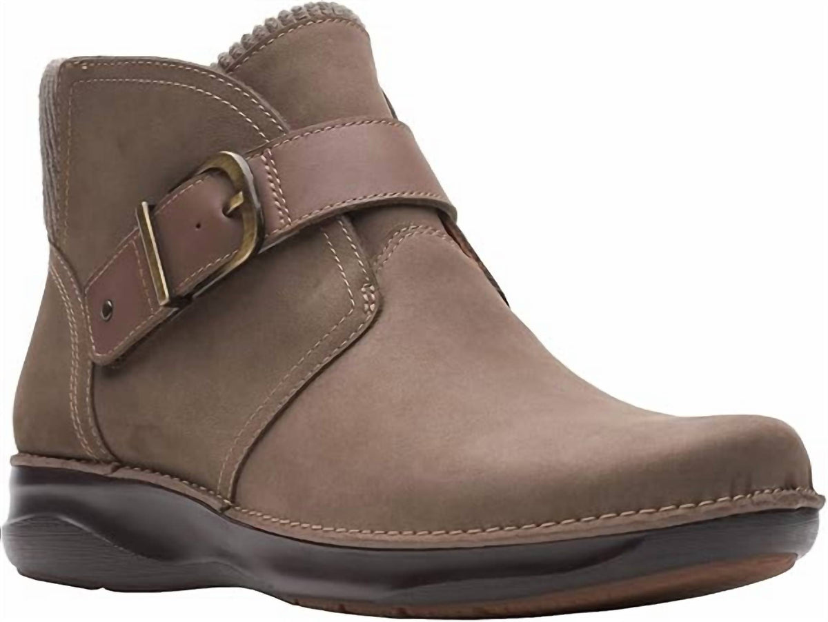Clarks - Women's Appley Mid Boots