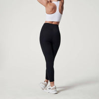 Spanx - Booty Boost Active Pocket Leggings