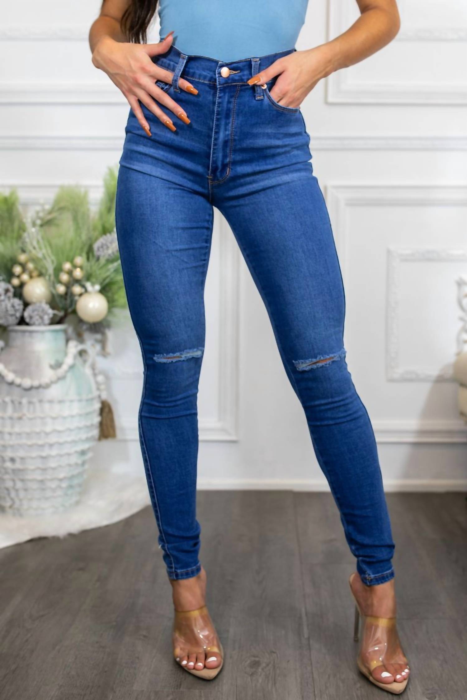 Surelymine - Just a Little Knee Cut High Waisted Great Stretch Jeans