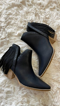 Beast Fashion - Women's Fringe Booties