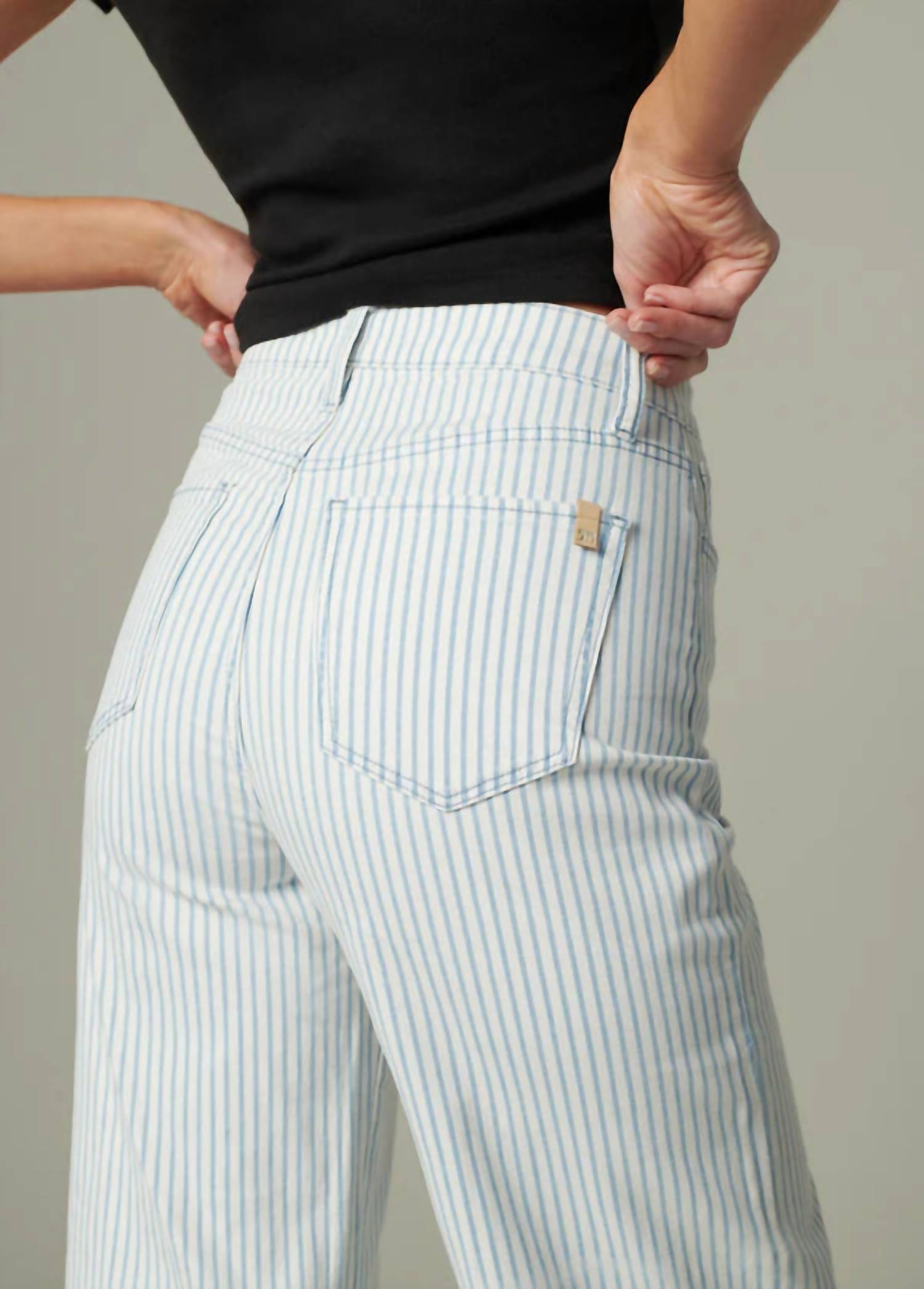 Joe'S Jeans - Mia High Rise Wide Leg Ankle Jeans