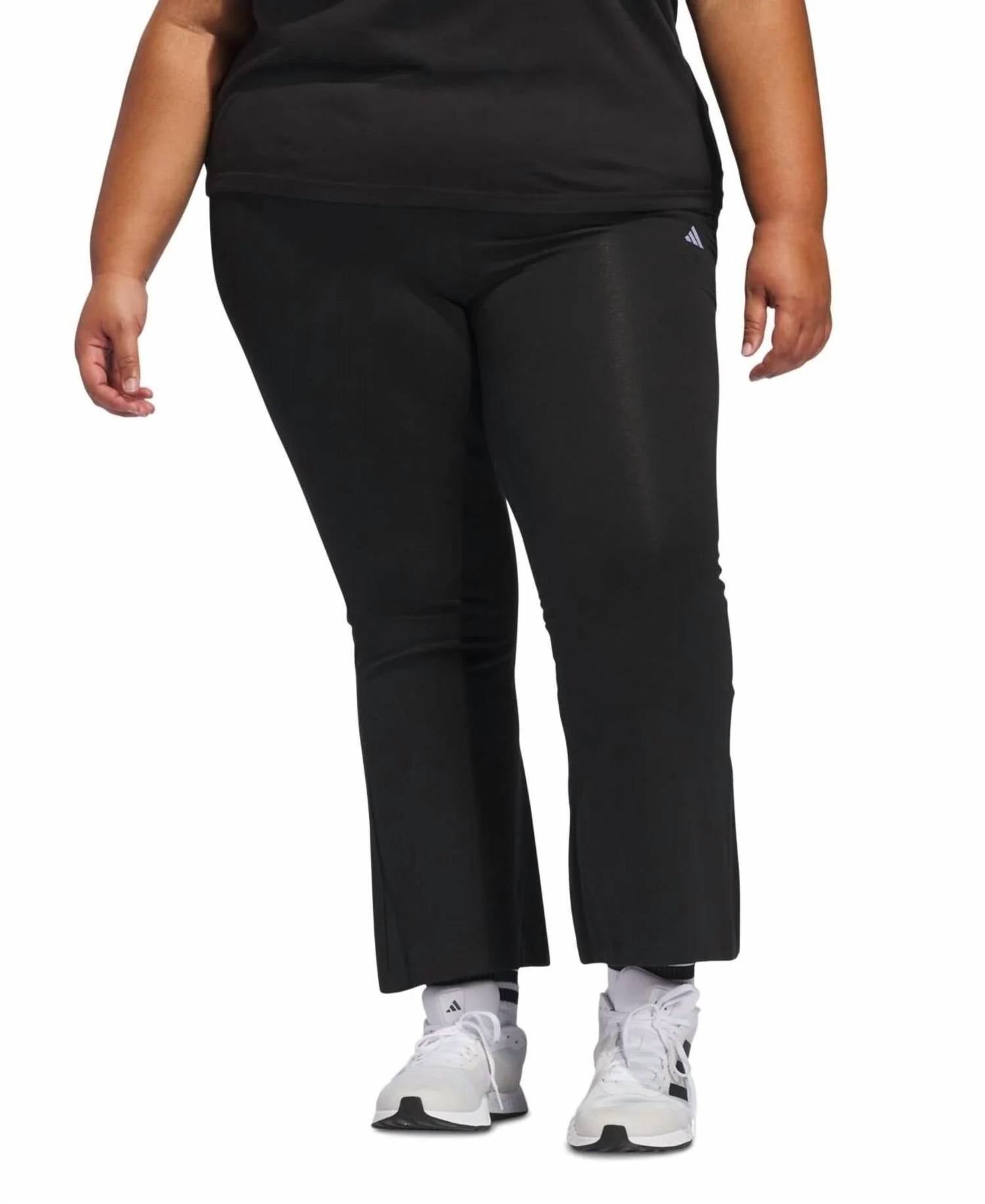 Adidas - Essentials Small Logo Flared Legging - Plus