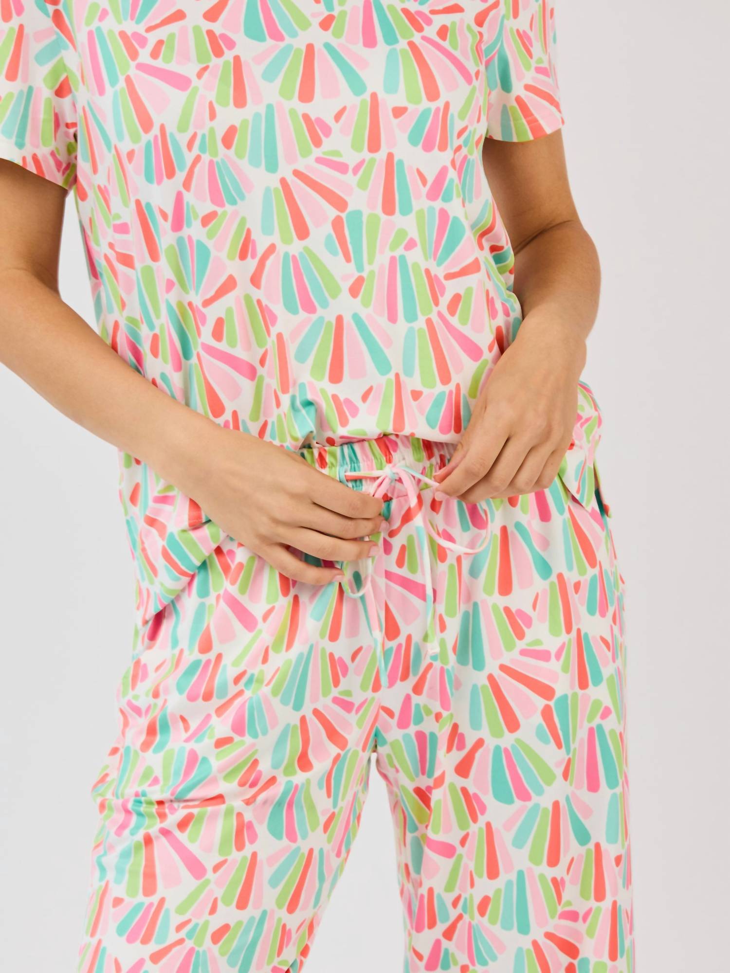 Mary Square - Cropped Pant Set