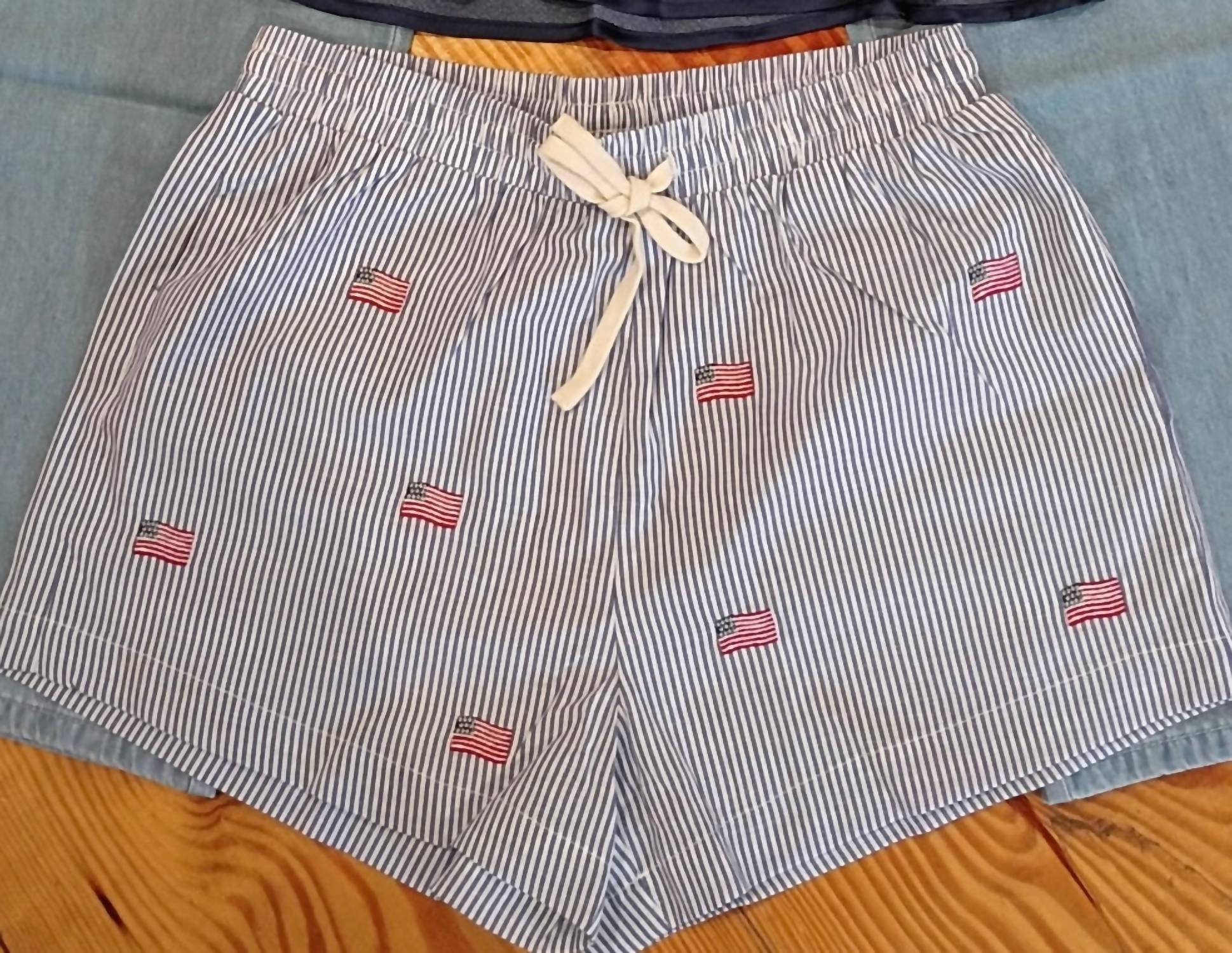 Sunday Edition - Women's Embroidery Flag Shorts