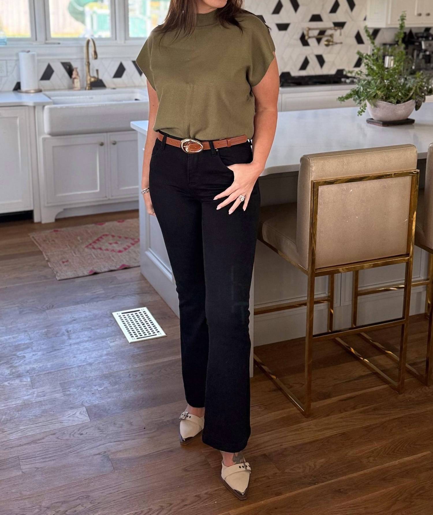 ee:some Breeze Crew Neck Sweater in olive - women's sweater