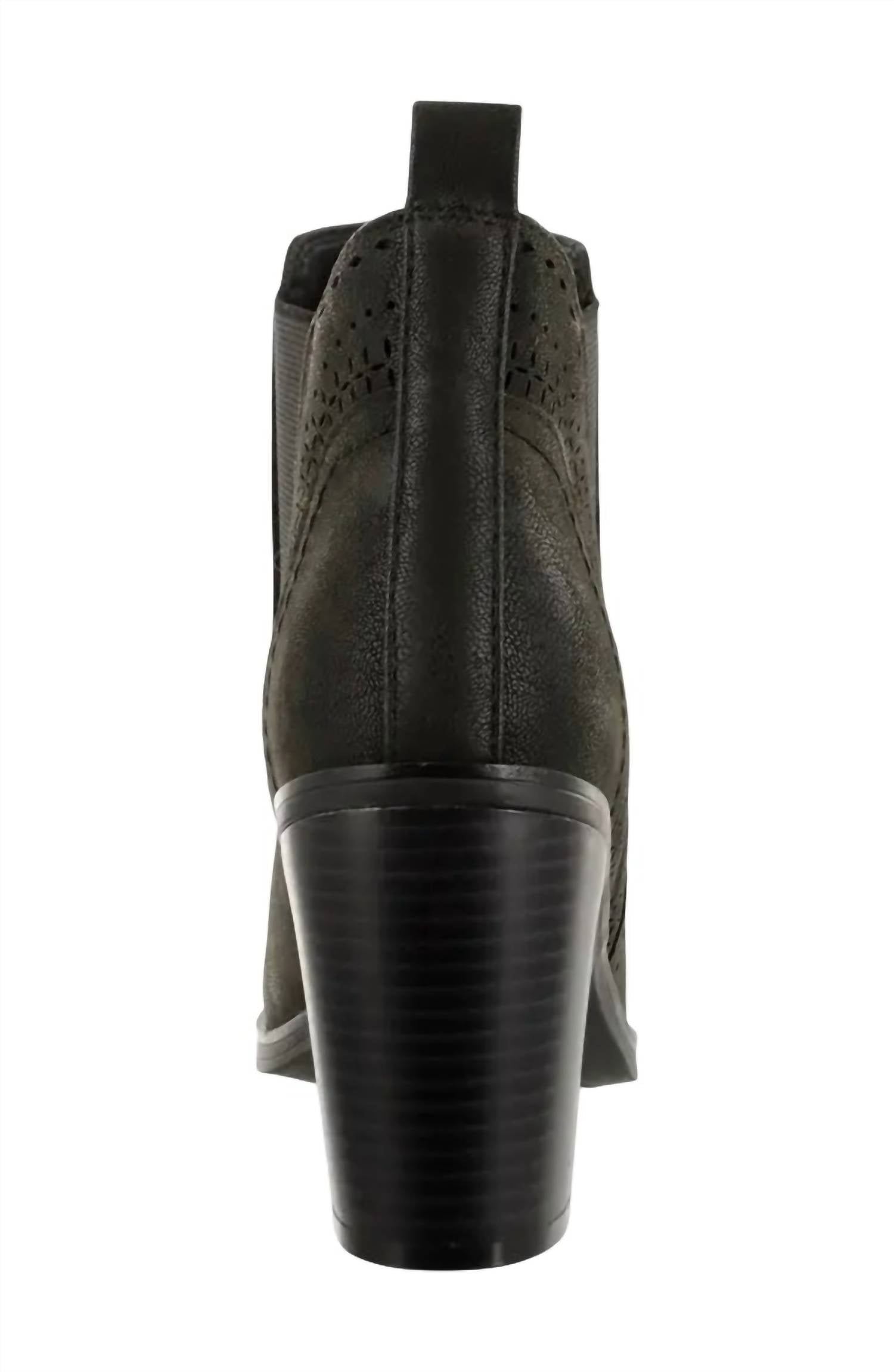 Mia - Women's Lorenza Chelsea Boots