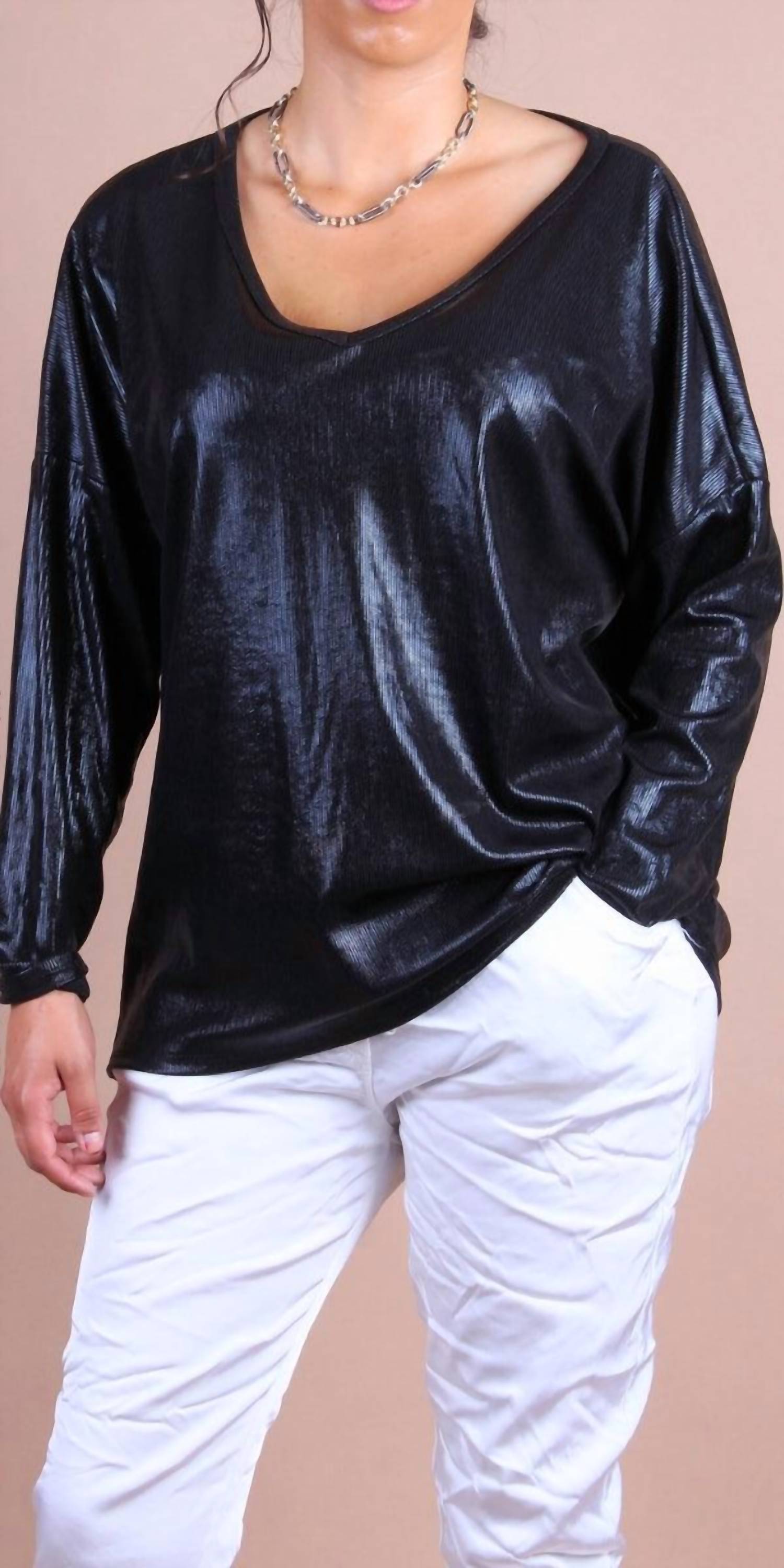 GIGI MODA Luminare V-neck Top in black - women's long sleeve top