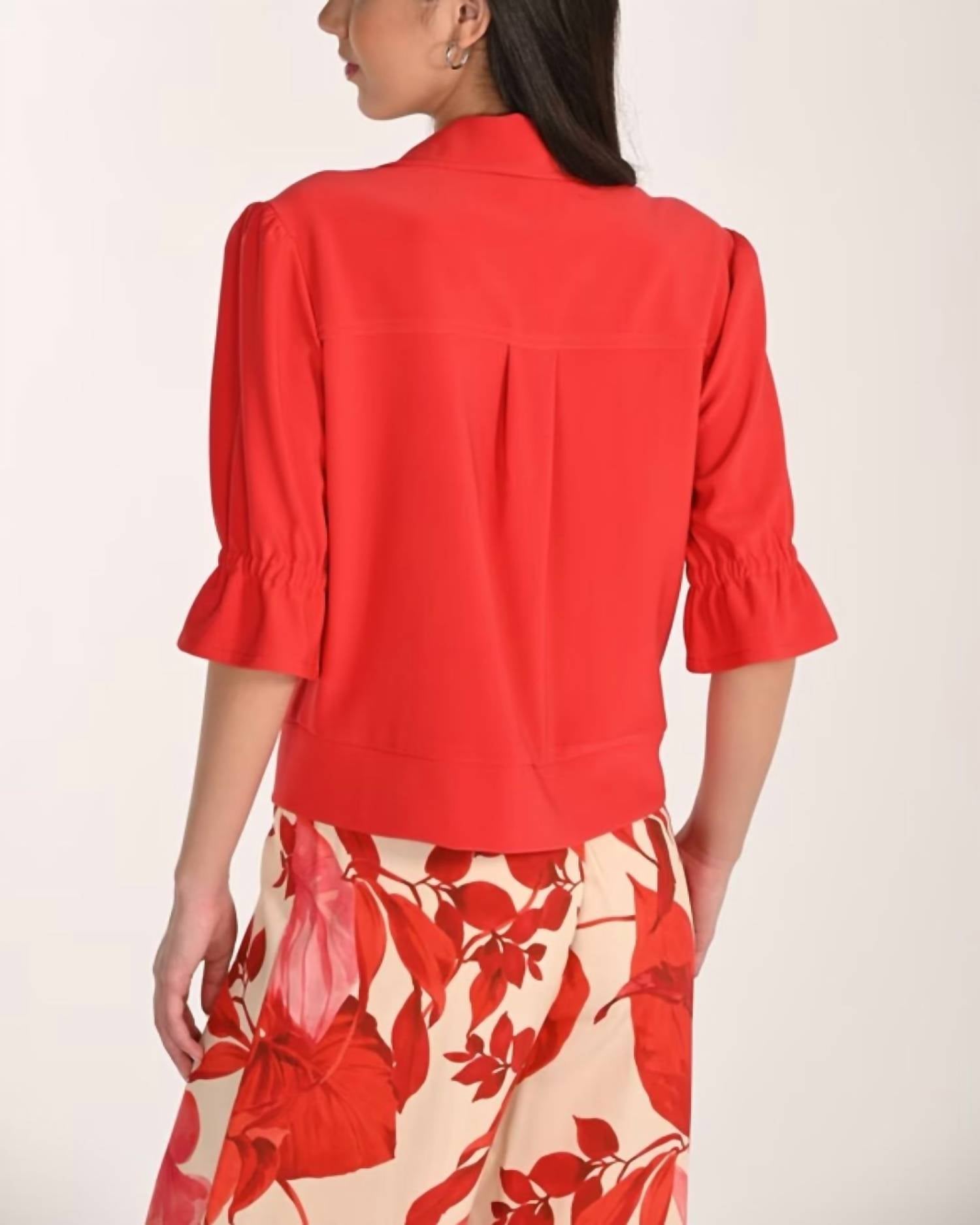 Frank Lyman - Casual Collared Zipper Top