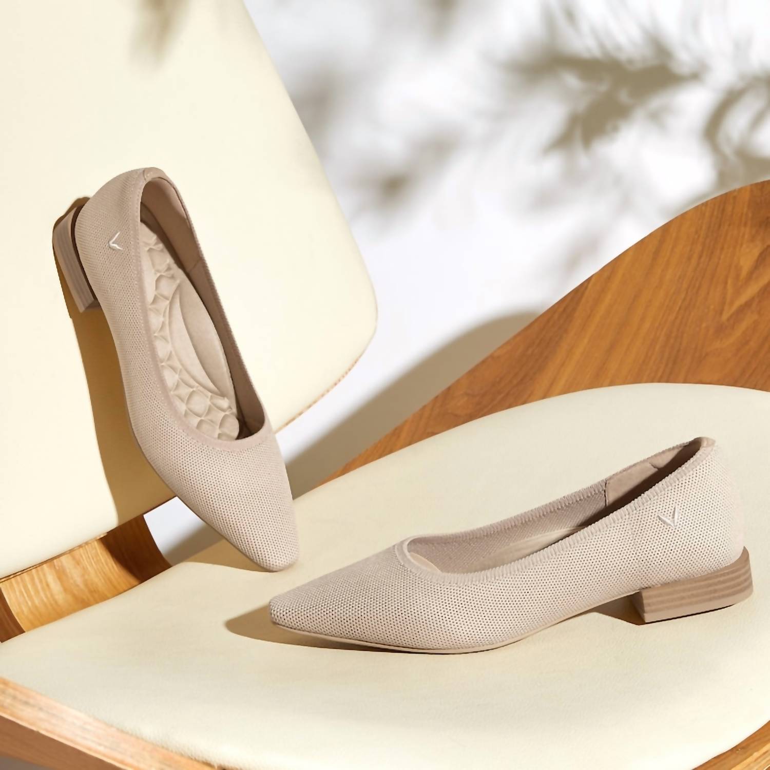 Vivaia - Women's Minnie Pro Pumps
