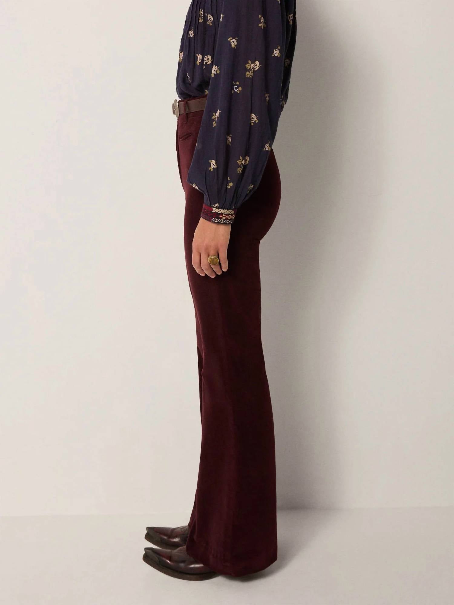 Maison Hotel - Jerry High Waist Flare Pants